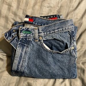 Tommy Hilfiger vintage jeans // Size 4